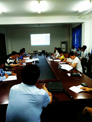 天工公司認(rèn)真組織蒲城煤制烯烴余熱發(fā)電項(xiàng)目汽輪機(jī)基礎(chǔ)模板支撐系統(tǒng)專項(xiàng)方案專家論證