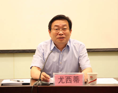 新班子上任一個(gè)月，看他們都忙了些啥？