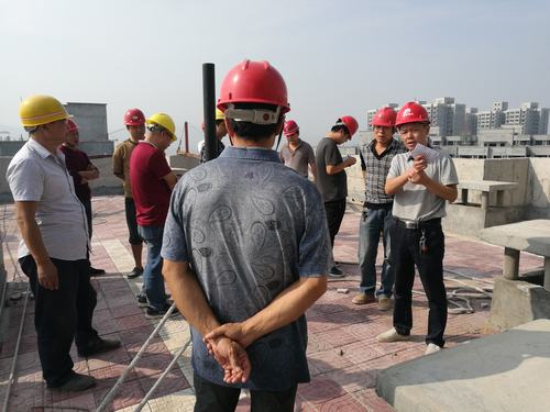 韓城分公司土建八項(xiàng)目部黨員爭當(dāng)“百日安全”活動標(biāo)兵