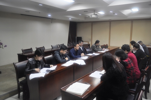 路橋分公司貫徹傳達(dá)建設(shè)集團(tuán)干部大會(huì)精神