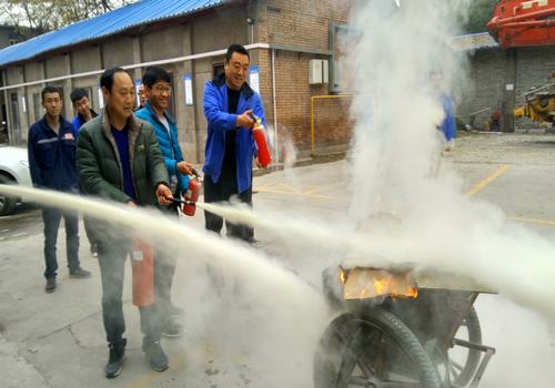 設(shè)備租賃中心多措并舉開(kāi)展“百日安全”活動(dòng)