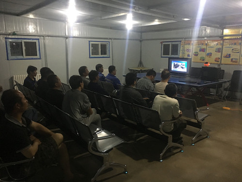 冬季施工鏖戰(zhàn)急，防寒措施保安全