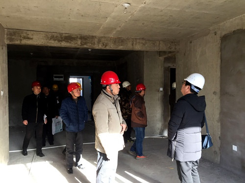 天工公司土建四部神木新村神南華府27、28#樓順利通過竣工驗(yàn)收