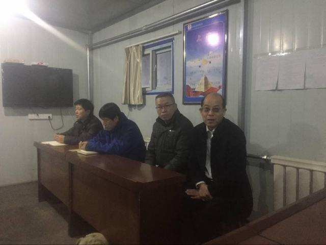 曹家灘礦領(lǐng)導(dǎo)蒞臨掘進(jìn)公司曹家灘項(xiàng)目部指導(dǎo)工作