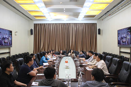 建設(shè)集團召開機關(guān)青年員工“助力雙特百億，爭當(dāng)青年先鋒”專題座談會