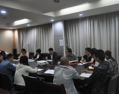 路橋分公司認(rèn)真?zhèn)鬟_(dá)集團(tuán)兩個(gè)會議精神