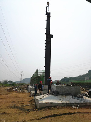 漢中分公司承建的寶軋漢中生產(chǎn)基地廠房鋼構件順利起吊
