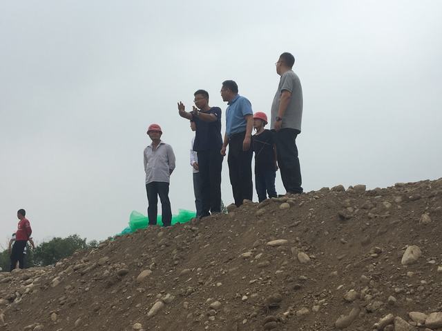 德璟董事長一行蒞臨紫溝河防洪工程檢查指導