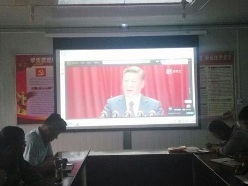 新時(shí)代 新成就《厲害了，我的國》