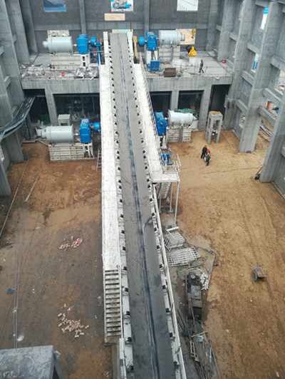 陜煤建設(shè)機電安裝公司承建的小保當一號煤礦主斜井皮帶成功試運轉(zhuǎn)