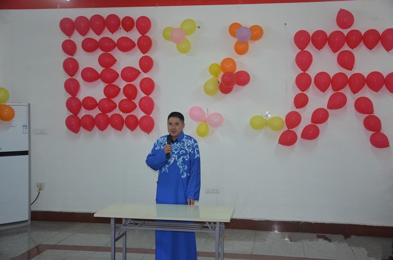 陜煤建設(shè)礦建三公司舉辦2018年“迎國慶”聯(lián)歡會(huì)