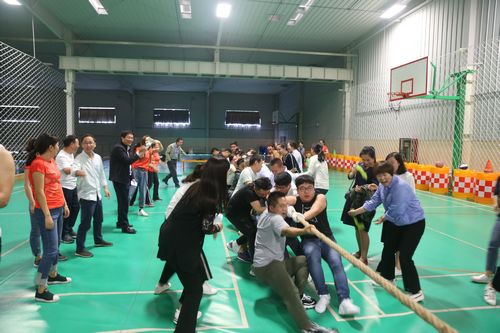 陜煤建設(shè)天工、設(shè)計(jì)、大秦置業(yè)、咸陽公司聯(lián)合舉辦迎國慶 “拔河”聯(lián)誼賽