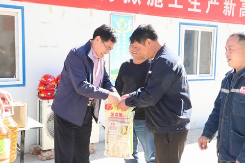 司正林深入礦建二公司車村項(xiàng)目部、天工瑞能項(xiàng)目部走訪慰問