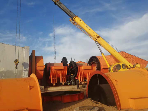 陜煤建設機電安裝公司搶險紅柳林煤礦2號風井主扇1#、2#風機