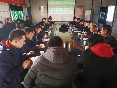 大荔縣交通局股長帶隊(duì)蒞臨澄合分公司十五項(xiàng)目部指導(dǎo)冬季施工工作