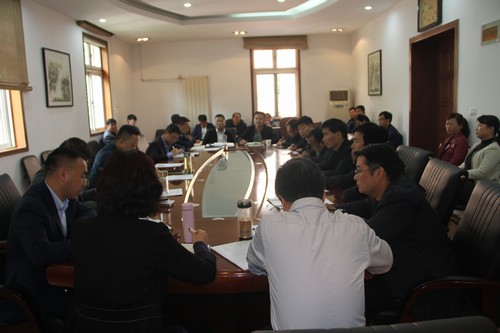 陜煤建設(shè)銅煤公司組織傳達“講政治、敢擔當、轉(zhuǎn)作風”專題教育暨集中開展違規(guī)收送禮金問題專項整治工作部署會議精神