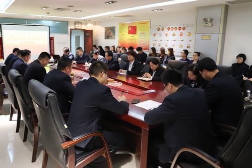 礦建二公司“講政治、敢擔(dān)當(dāng)、改作風(fēng)”專題教育及違規(guī)收送禮金問題專項整治工作全面鋪開