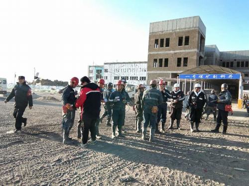 陜煤建設(shè)礦建二公司小保當(dāng)三項目部開展安全隱患“大掃除”活動