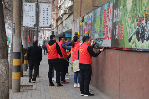 學(xué)雷鋒，青年在行動