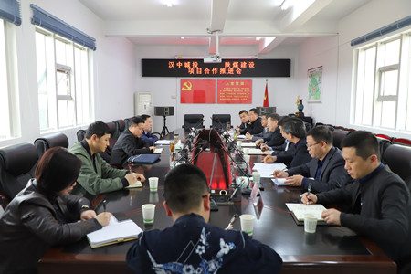 寧興剛一行赴漢中走訪業(yè)主推進項目建設