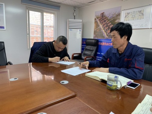 陜煤建設(shè)銅煤公司干部職工立下軍令狀，打好百日會(huì)戰(zhàn)攻堅(jiān)戰(zhàn)