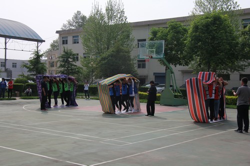 陜煤建設(shè)銅煤公司開(kāi)展“慶五一、迎五四”趣味運(yùn)動(dòng)會(huì)