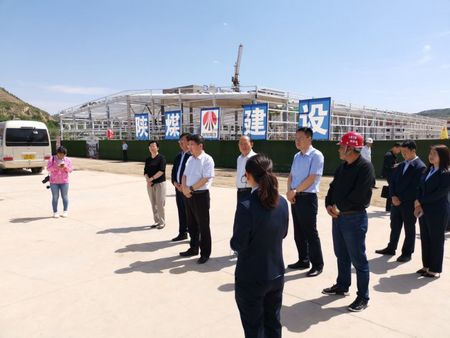 榆林市委常委、組織部部長張啟東一行蒞臨陜煤建設(shè)天工公司承建的清澗紅棗深加工項目調(diào)研指導(dǎo)工作