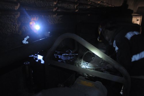 陜煤建設(shè)掘進(jìn)公司：北翼1-2煤膠運(yùn)大巷順利開(kāi)工