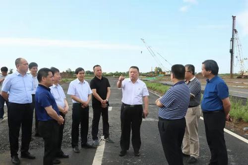 公司領導寧興剛、王寧、楊讓順深入渭南開沃項目檢查指導工作