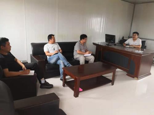 陜煤建設(shè)銅煤公司第二十一項(xiàng)目部黨支部開(kāi)展“不忘初心、牢記使命”主題教育談心談話促活動(dòng)不斷深入