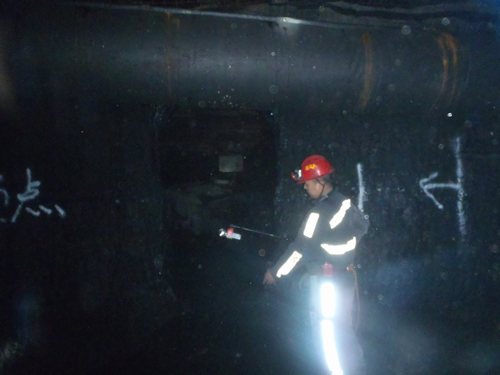 陜煤建設(shè)掘進(jìn)公司：紅柳林項目部44202工作面切眼安全精準(zhǔn)貫通