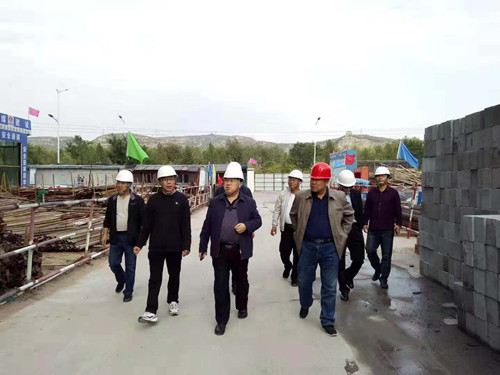 王寧赴陜煤神木住宅小區(qū)B區(qū)26#住宅樓工程施工現(xiàn)場檢查指導工作