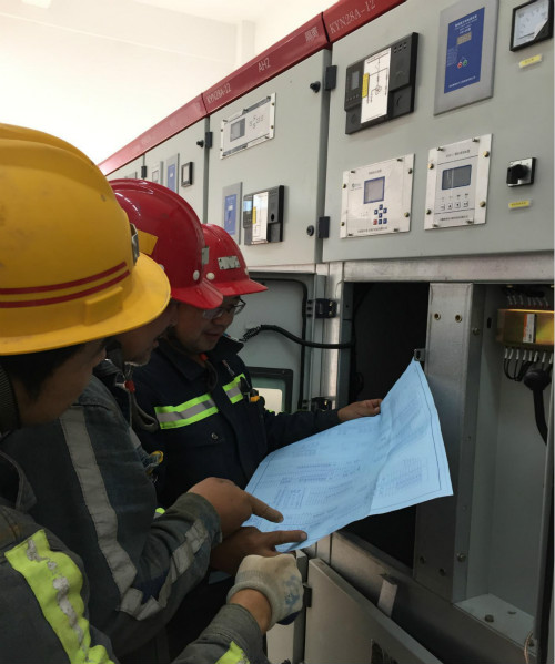 陜煤建設機電安裝公司提前完成冶坪礦生活區(qū)鍋爐房設備安裝工程