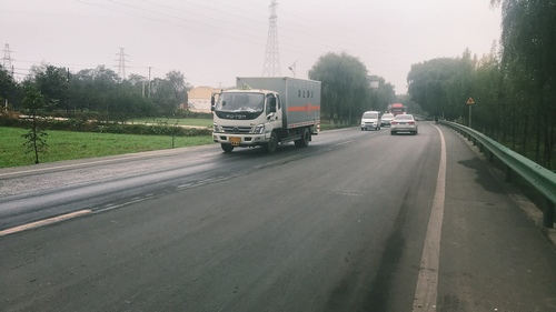 陜煤建設(shè)路橋分公司文家坡礦彬湫公路小章至豳風(fēng)橋段大修工程順利通過竣工驗收