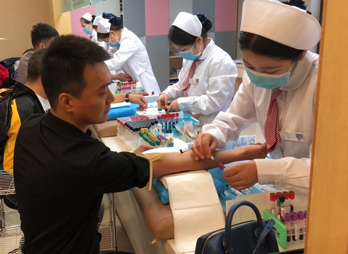 陜煤建設(shè)路橋分公司開展關(guān)愛職工健康體檢活動