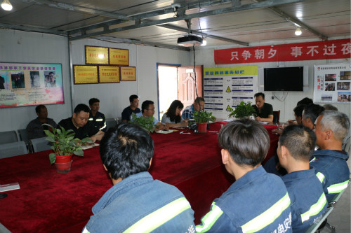 陜煤建設(shè)機電安裝公司堅持“四訪四心”全力做好歲末年初信訪維穩(wěn)工作