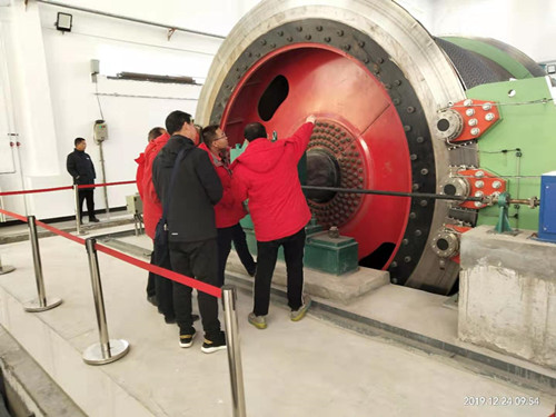 陜煤建設(shè)機(jī)電安裝公司承建的外部馬蓮臺(tái)煤礦提升機(jī)安裝工程順利通過驗(yàn)收