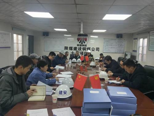 陜煤建設(shè)銅煤公司第十五項(xiàng)目部承建的藍(lán)山水岸（南區(qū)）10#、14#樓順利通過基礎(chǔ)驗(yàn)收