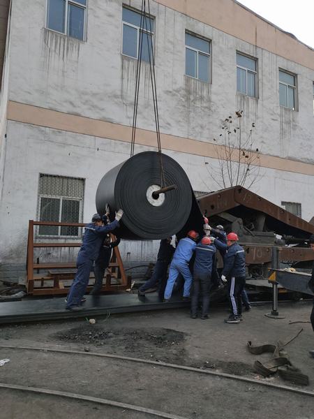 陜煤建設(shè)韓城分公司安裝四項(xiàng)目部春節(jié)期間堅(jiān)守施工一線(xiàn)確保工程如期履約