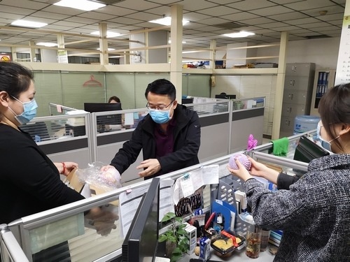 “蘋蘋”安安，陜煤建設(shè)路橋分公司戰(zhàn)“疫”有溫度