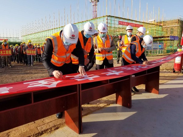 寧興剛對陜北項(xiàng)目及安全工作進(jìn)行調(diào)研