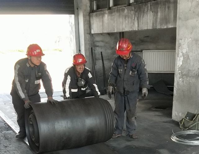 陜煤建設(shè)洗選煤運(yùn)營(yíng)公司：“五一”，我在這里奮戰(zhàn)