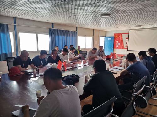 陜煤建設(shè)銅煤公司第一項(xiàng)目部承建的金地華府9#、10#、11#、14#、15#樓樁基工程順利通過驗(yàn)收