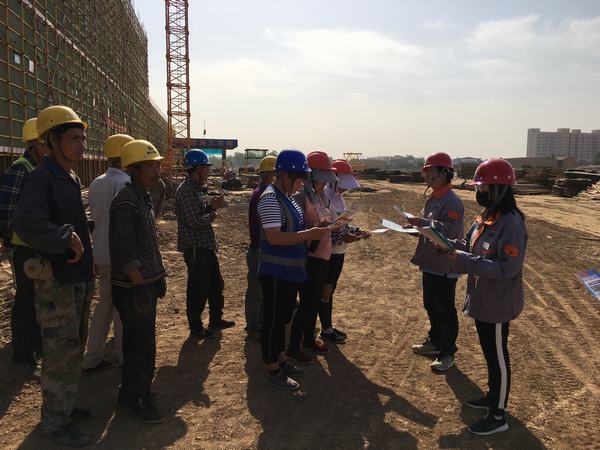 瞧，我們項目部的“新生”力量