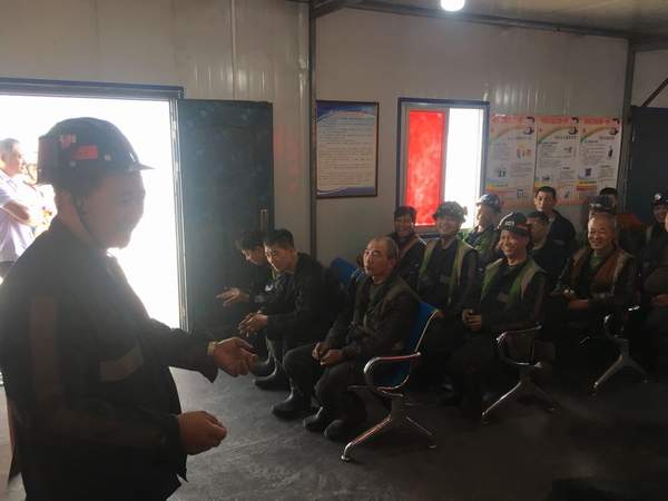 小保當(dāng)項(xiàng)目部:親身經(jīng)歷讓“安全之聲”傳班組