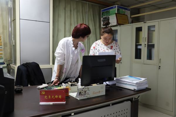 陜煤建設(shè)礦建二公司：打造標準化黨支部從黨員先鋒崗做起