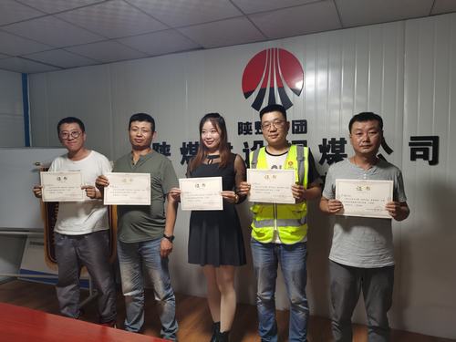 陜煤建設(shè)銅煤公司第一項(xiàng)目部開展以“演繹青春，筑夢(mèng)銅煤”為主題藝術(shù)會(huì)展活動(dòng)聚力青春能量迸發(fā)工作激情