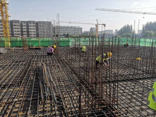 陜煤建設(shè)銅煤公司第一項目部多措并舉促生產(chǎn)，日夜兼程筑精品