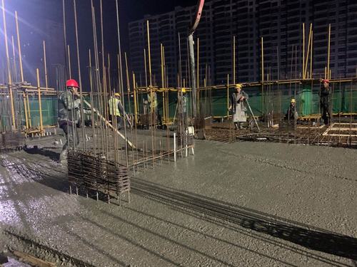 陜煤建設銅煤公司第一項目部金地華府項目大干熱潮迎風起，攻堅克難戰(zhàn)鼓擂