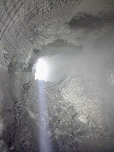 陜煤建設礦建二公司冶坪項目部一采區(qū)外水倉順利貫通